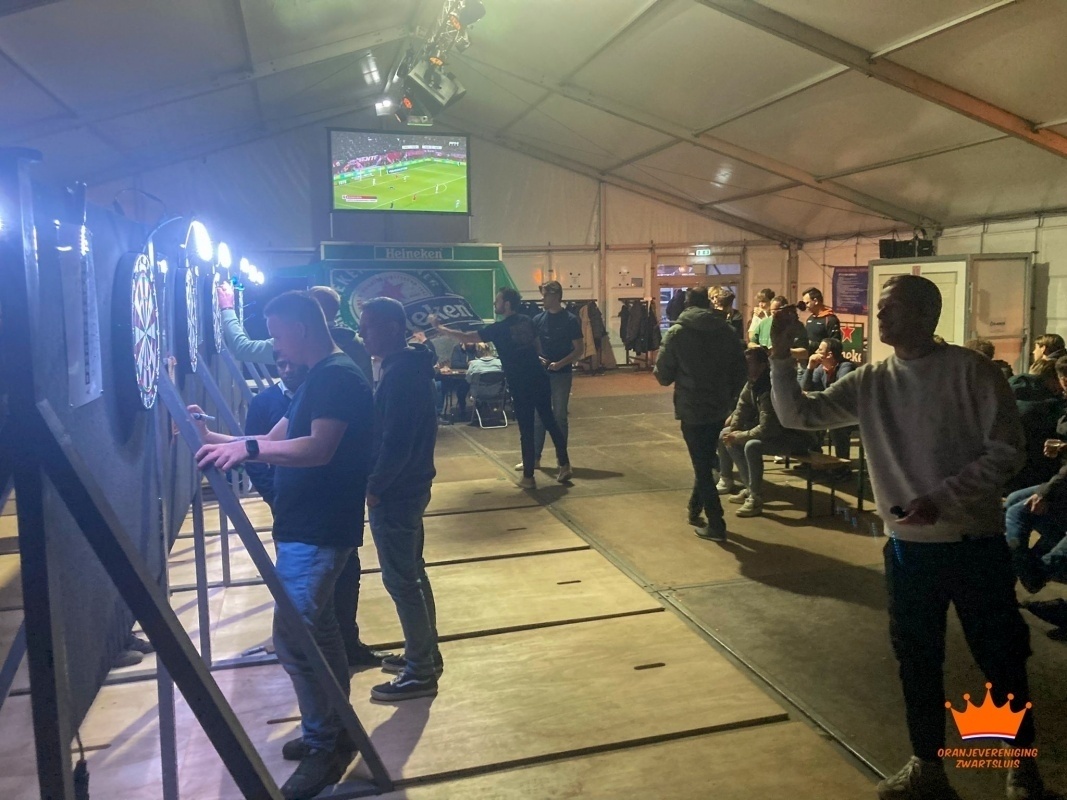 Dart- en Klaverjastoernooi